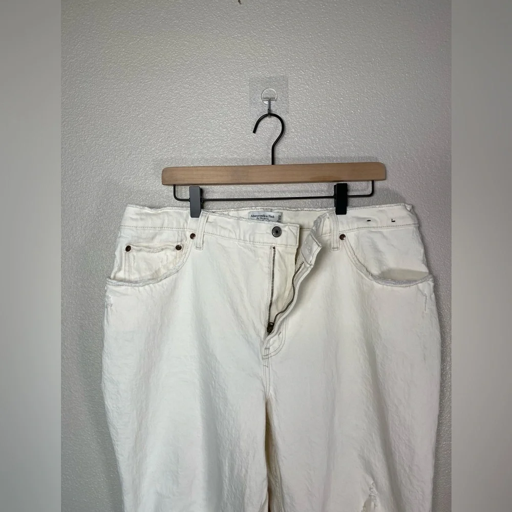 Abercrombie & Fitch The '90s Straight Ultra High Rise Curve love jeans 34 B28